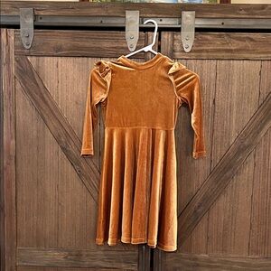 Ivy City Co Velvet Kids Dress - Tan/Gold